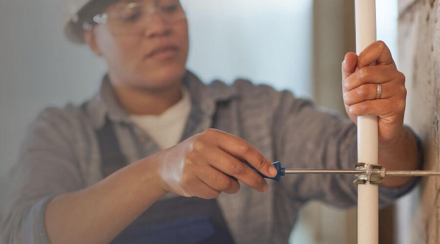 Professional industrial roofing company in Ewing, VA